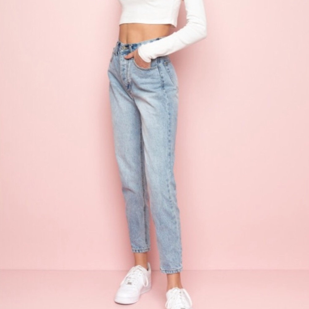 Brandy Melville, Jane Light Wash Jeans